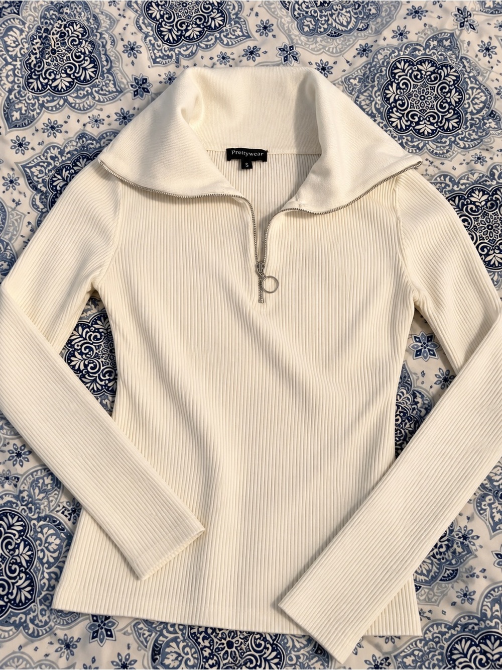 Ribbed sweater